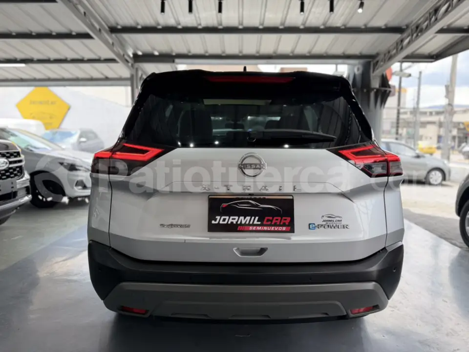 Foto 16 de Nissan X-TRAIL EPOWER ADVANCE