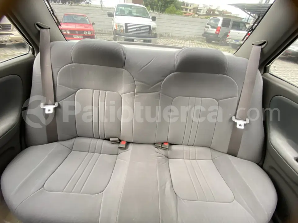 Foto 14 de Nissan Sentra B13