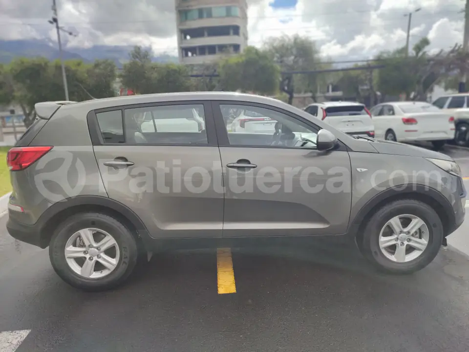 Foto 4 de Kia Sportage R