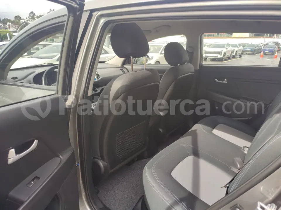 Foto 9 de Kia Sportage R