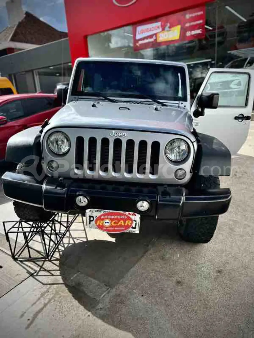 Foto 2 de Jeep Wrangler Sport