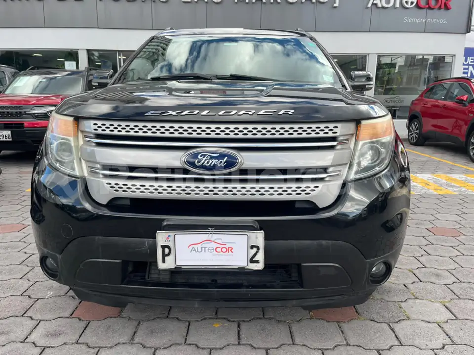 Foto 2 de Ford Explorer XLT