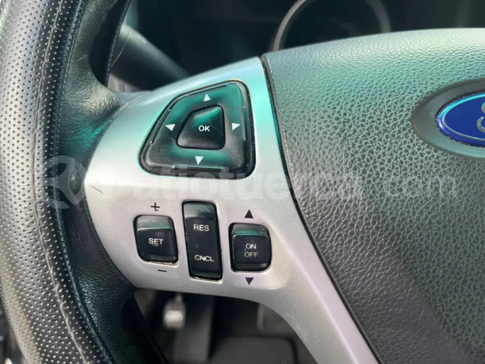 Foto 15 de Ford Explorer XLT