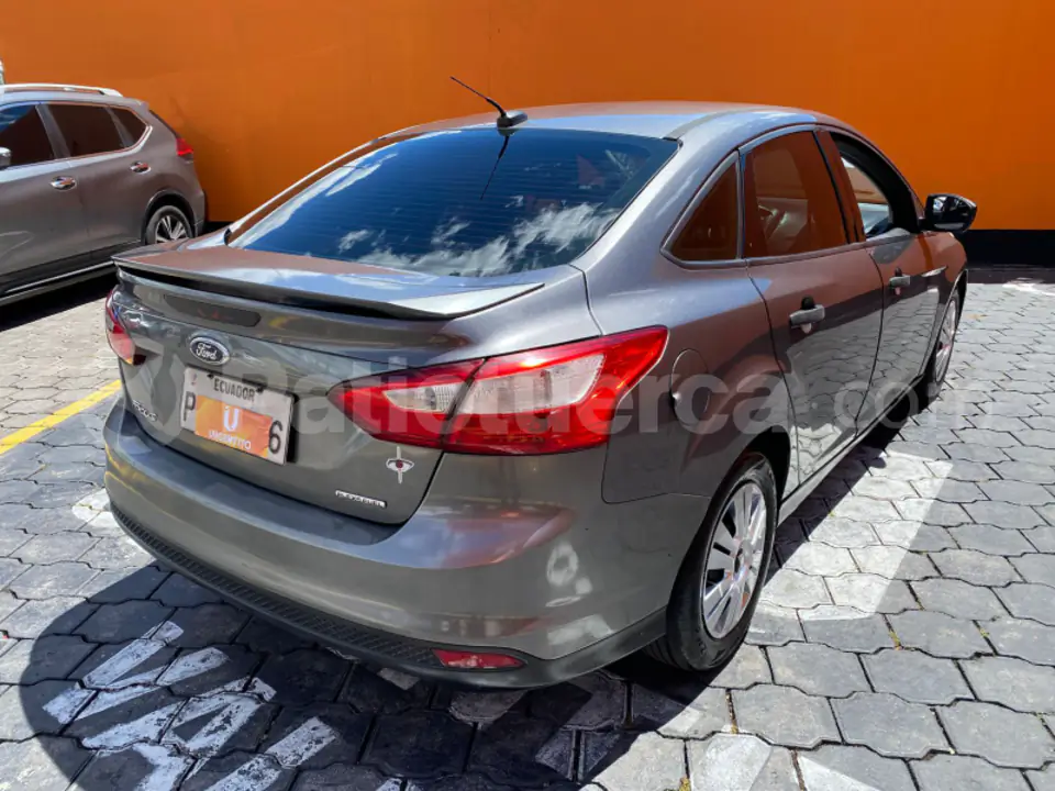 Foto 8 de Ford Focus