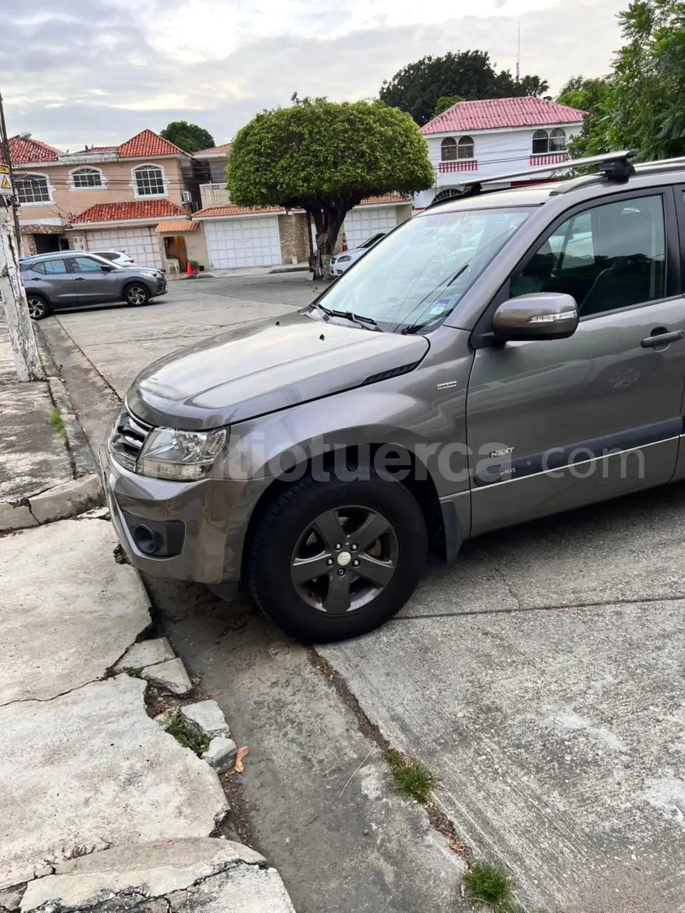 Foto 1 de Suzuki Grand Vitara SZ 2.4