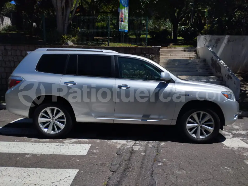 Foto 1 de Toyota Highlander Hibrido