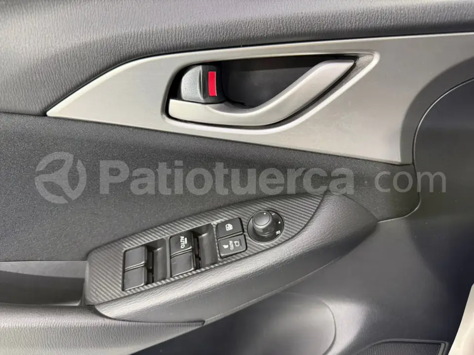 Foto 9 de Mazda CX-3