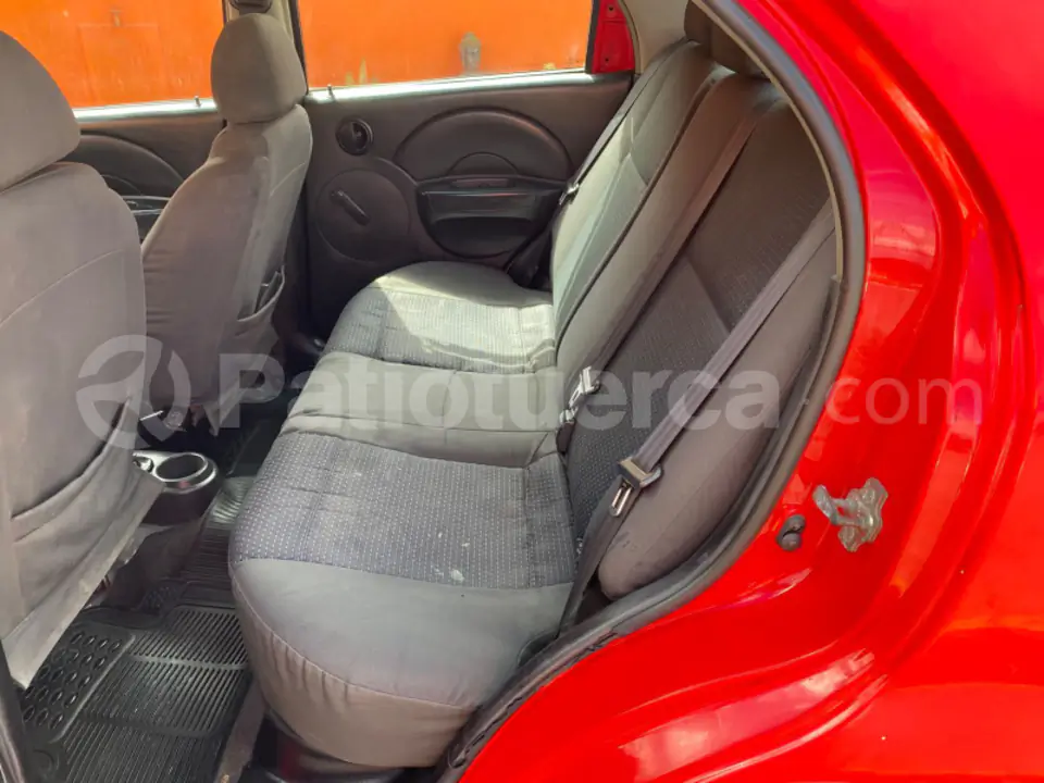Foto 5 de Chevrolet Aveo Family