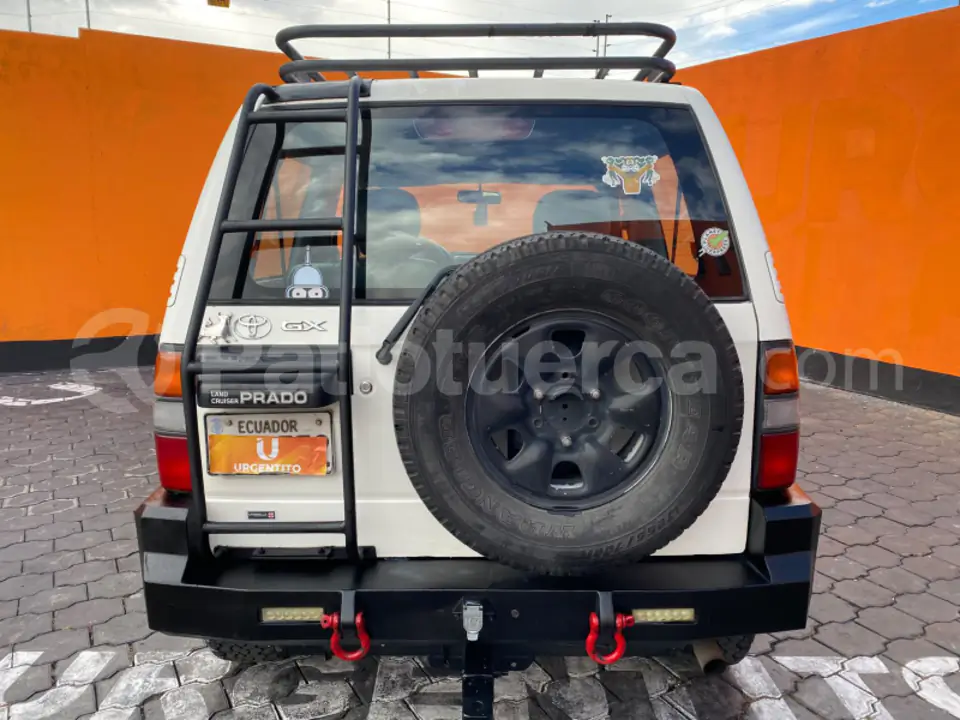 Foto 6 de Toyota Land Cruiser Prado GX