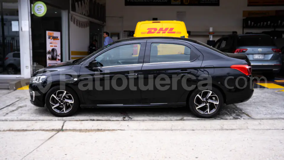 Foto 2 de Citroen C-ELYSEE