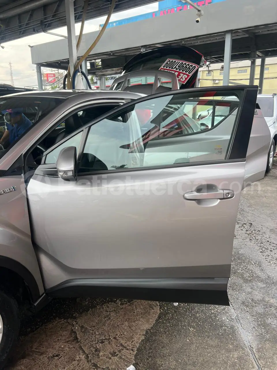 Foto 7 de Toyota C-HR