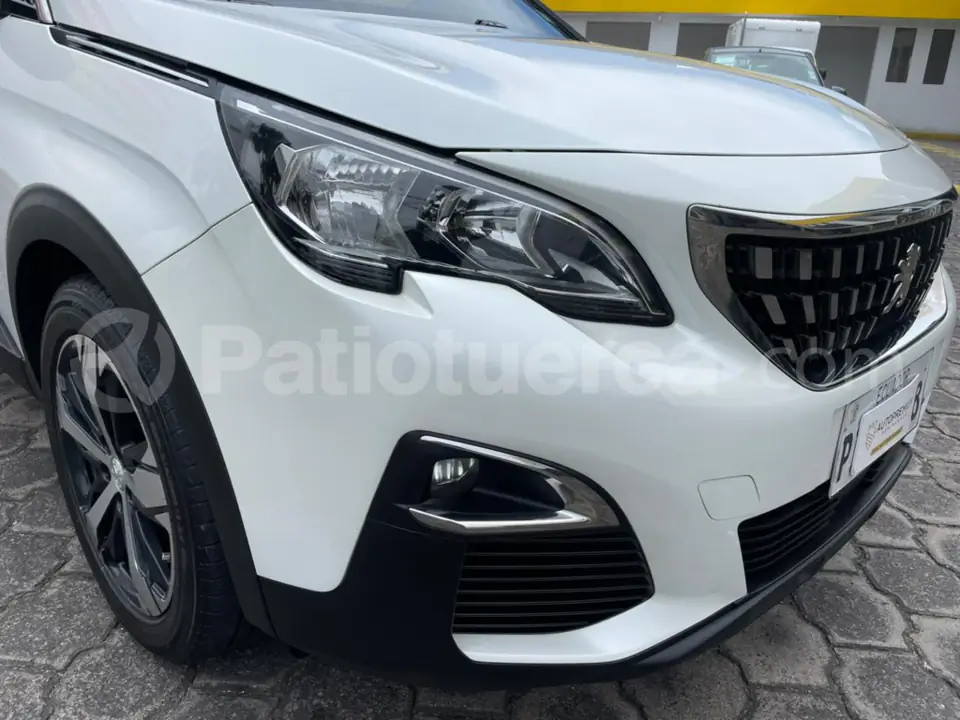 Foto 3 de Peugeot 3008N ACT