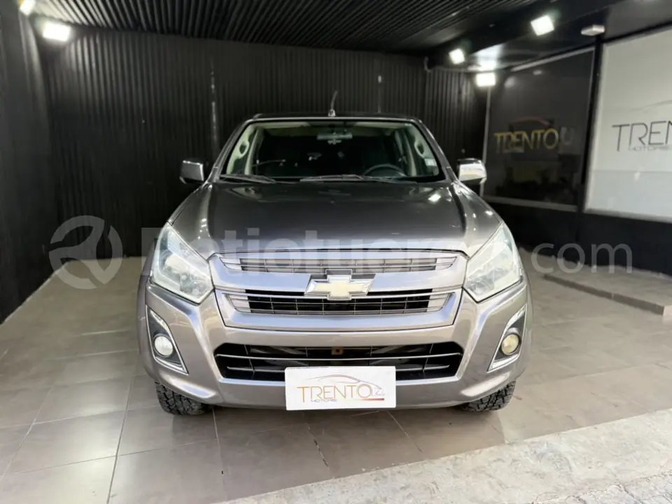Foto 2 de Chevrolet D-MAX CRDI AC 3.0 CD 4X4 TM DIESEL