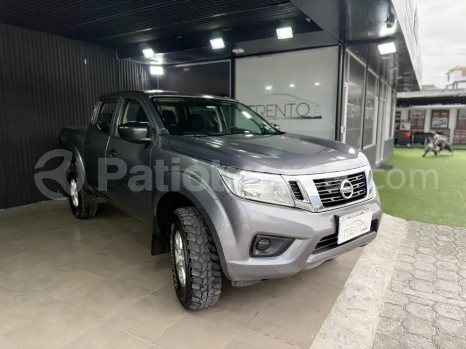 Foto 3 de Nissan Frontier SE