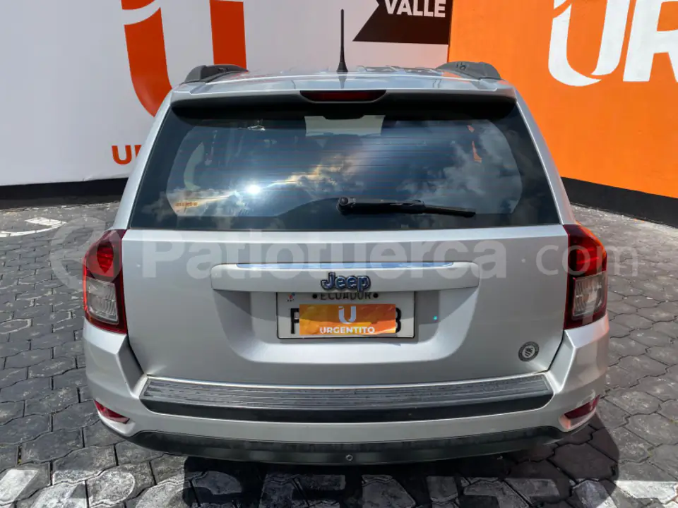 Foto 6 de Jeep Compass Sport