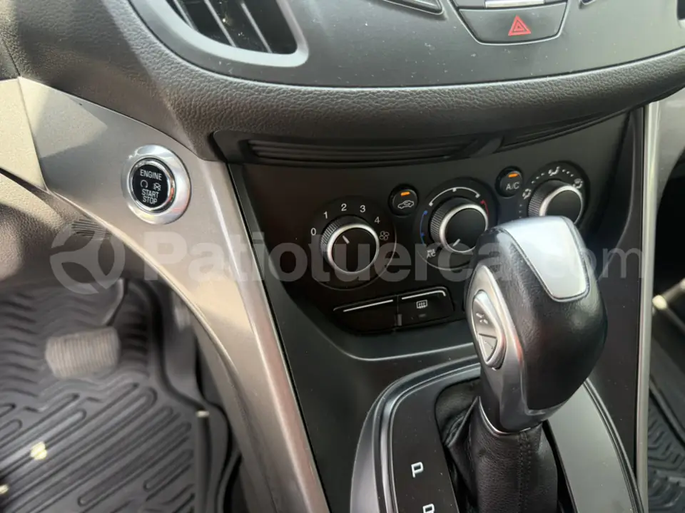 Foto 22 de Ford Escape S