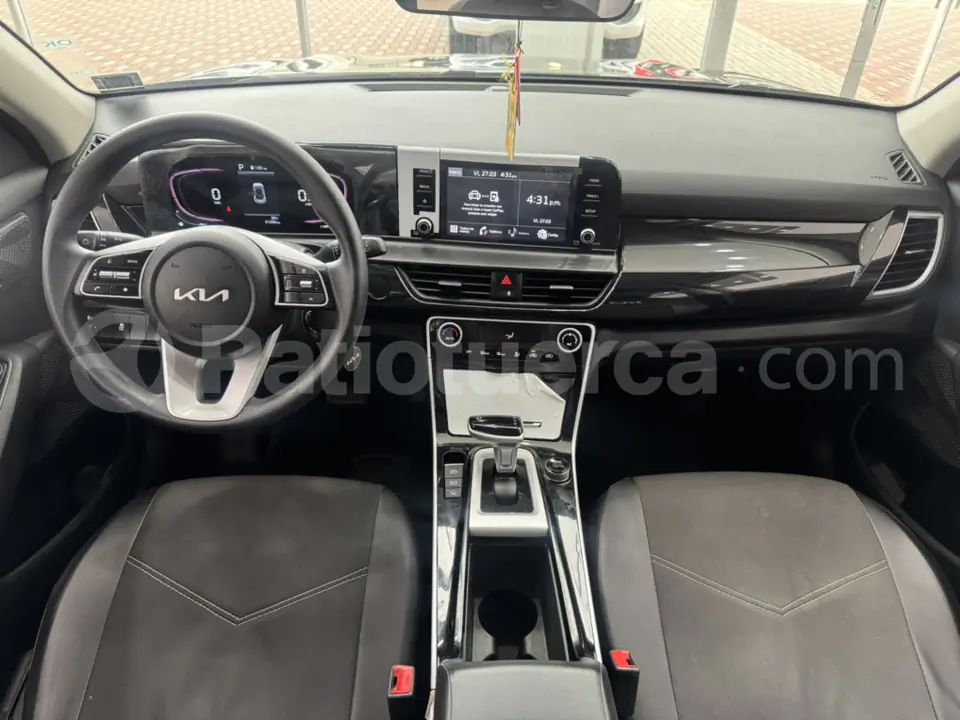 Foto 14 de Kia Seltos LX