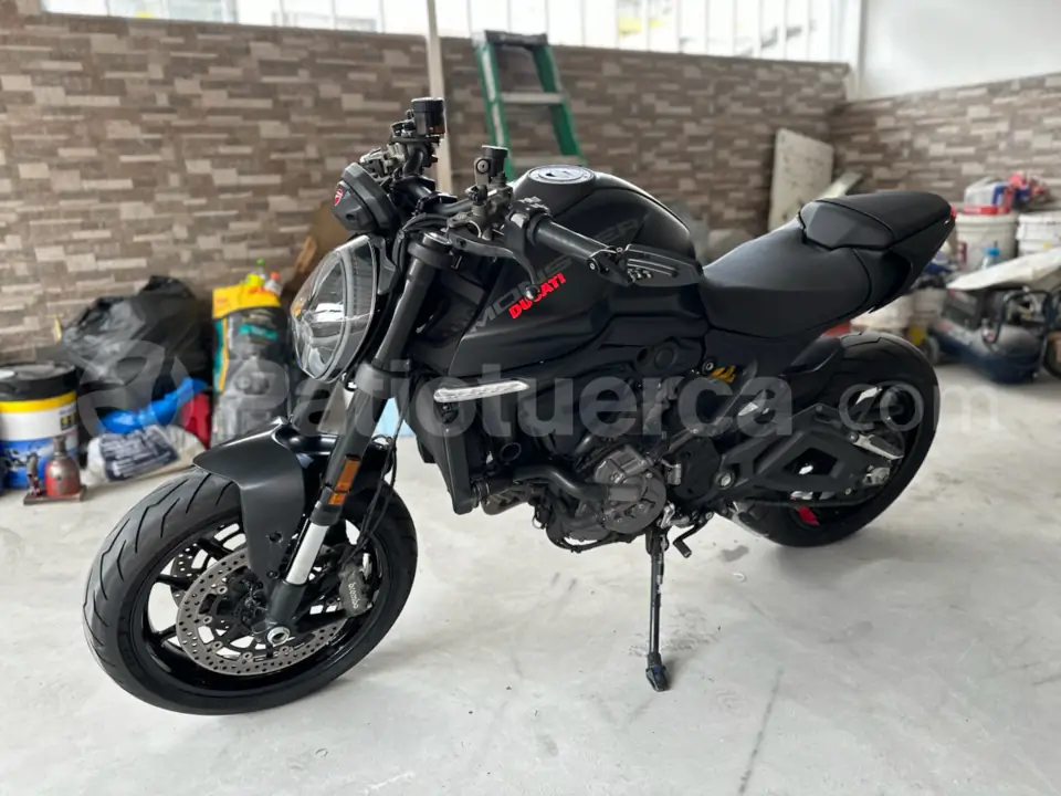 Foto 3 de Ducati Monster