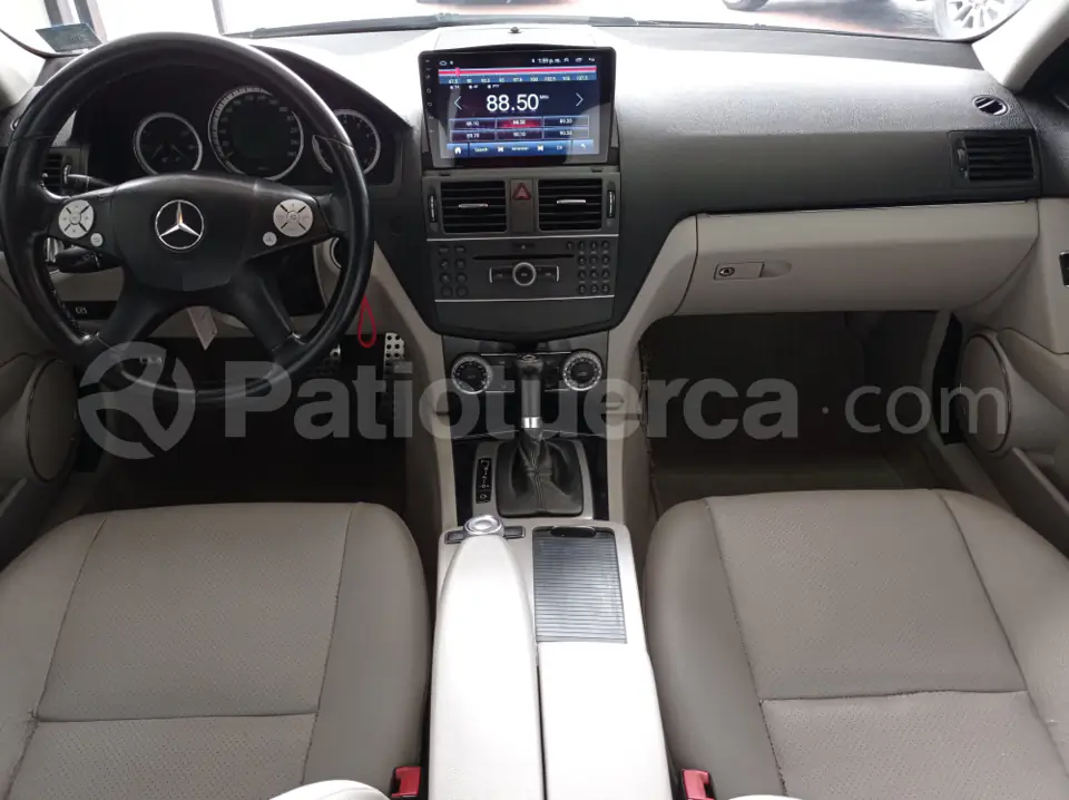 Foto 9 de Mercedes Benz C180 CGI