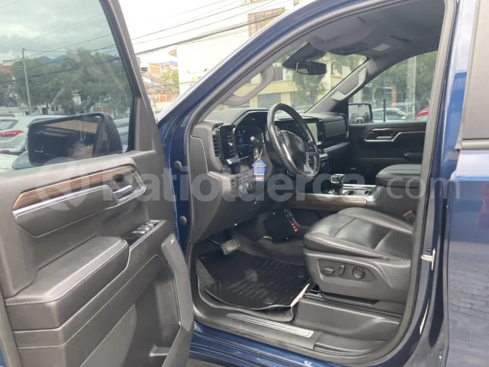 Foto 8 de Chevrolet Silverado Trailboss Z71 AC