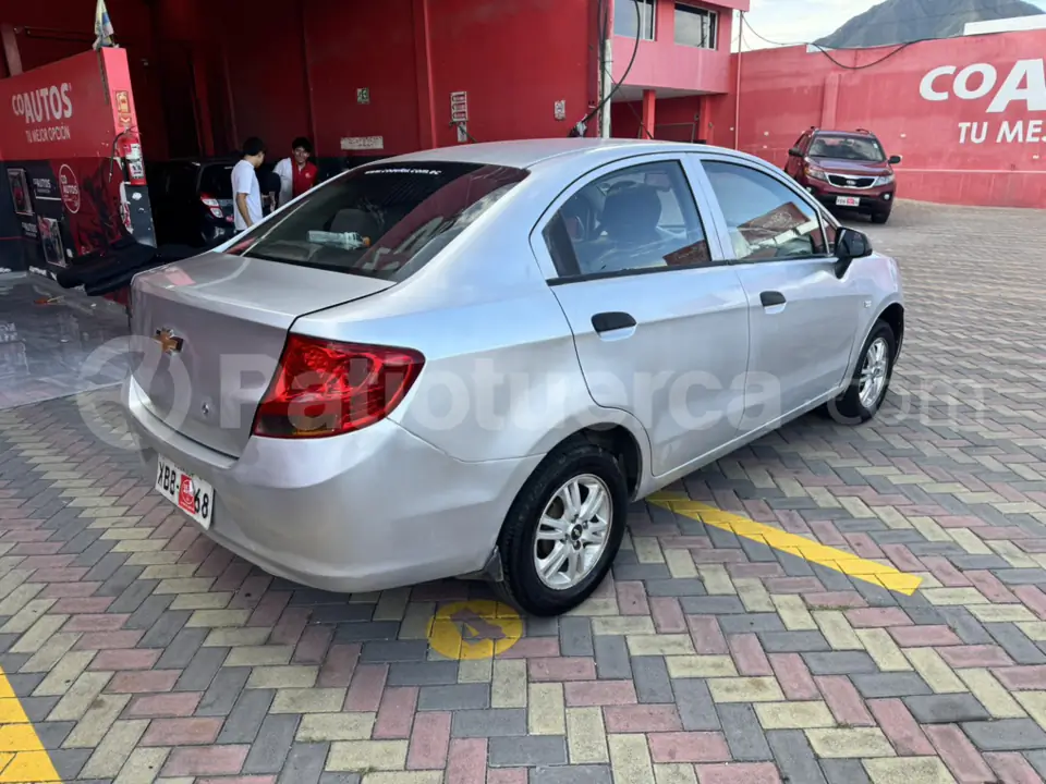 Foto 4 de Chevrolet SAIL LS