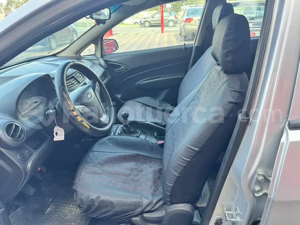 Foto 8 de Chevrolet SAIL LS