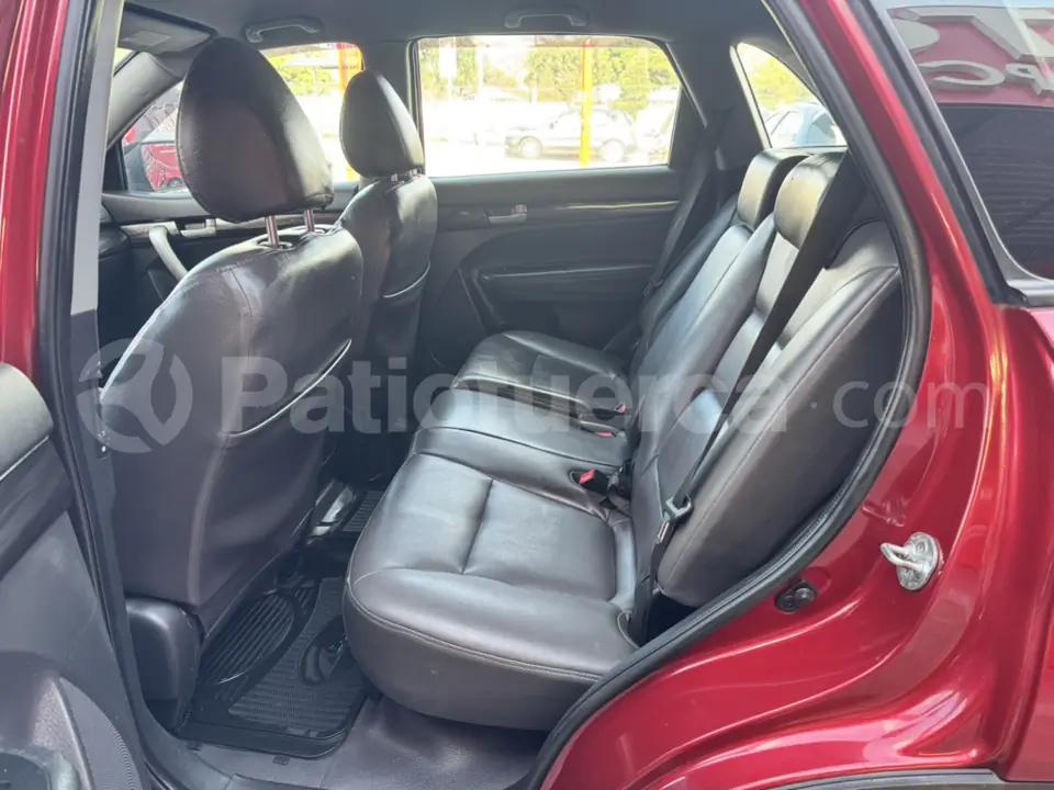 Foto 7 de Kia SORENTO GLS