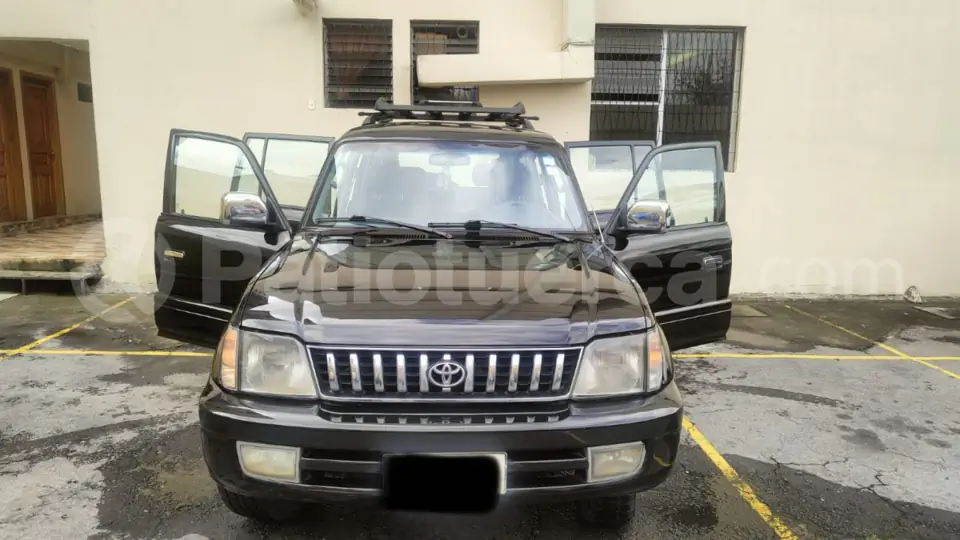 Foto 2 de Toyota Prado 5P