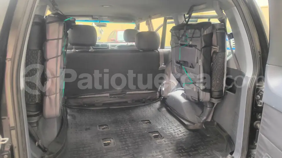 Foto 13 de Toyota Prado 5P