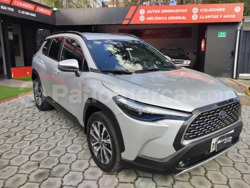 Foto 2 de Toyota Corolla Cross High