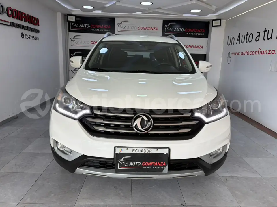 Foto 4 de DongFeng AX7 LUXURY