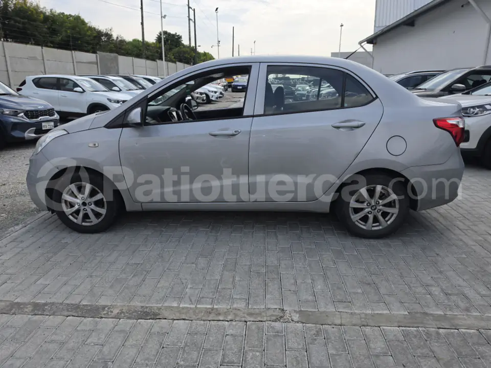 Foto 8 de Hyundai GRAND I10 GLS