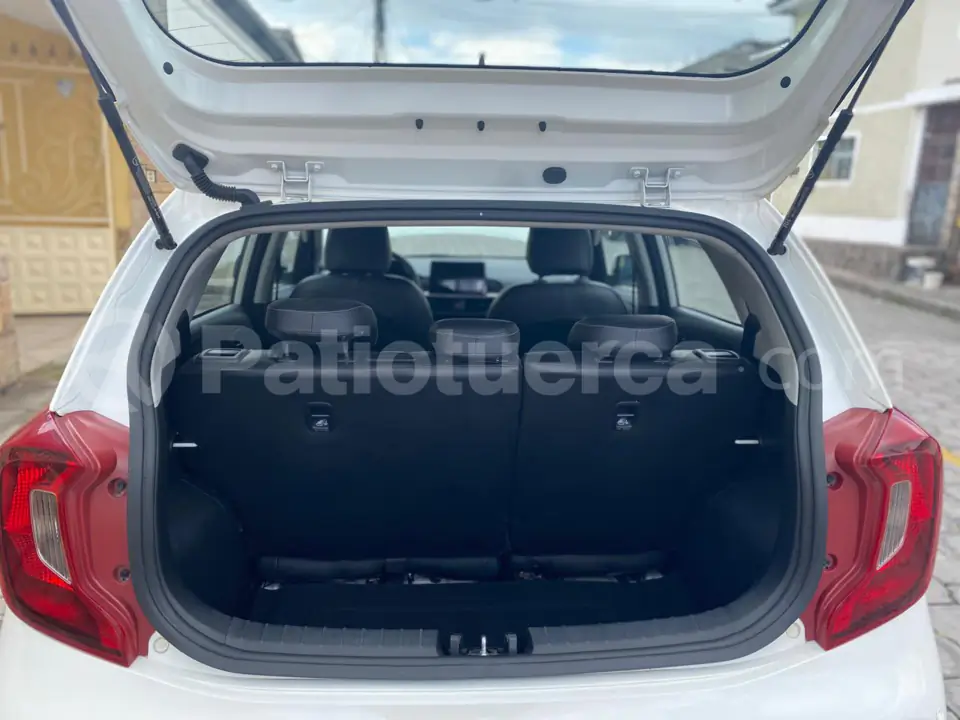 Foto 4 de Kia PICANTO LX