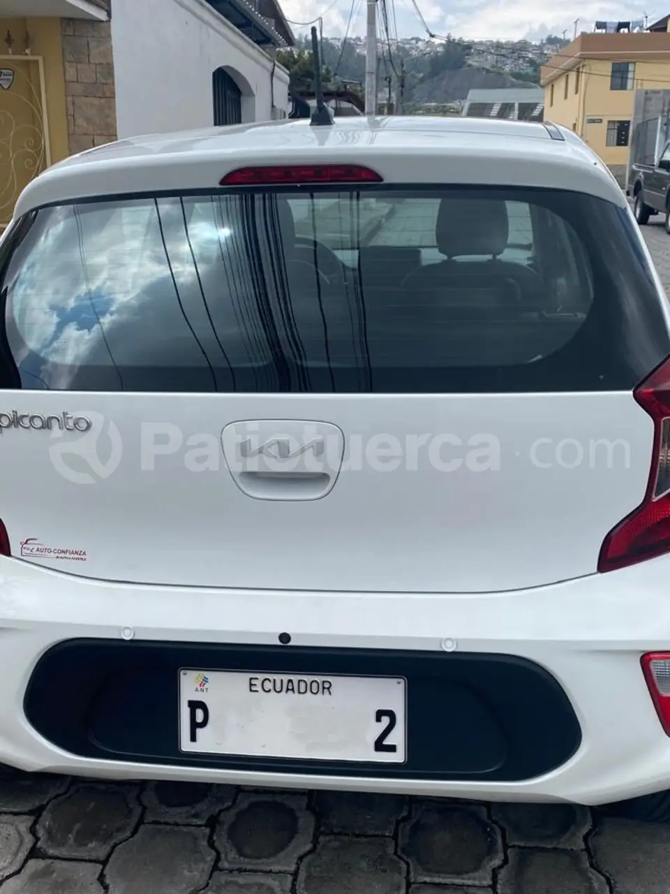 Foto 3 de Kia PICANTO LX