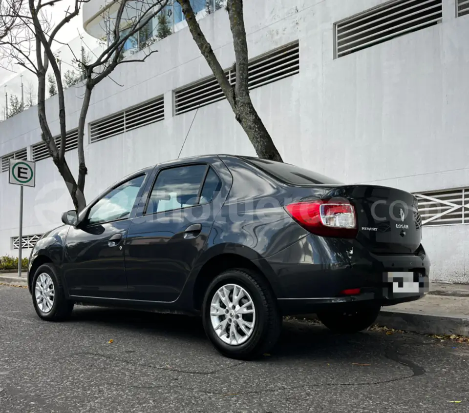 Foto 6 de Renault Logan