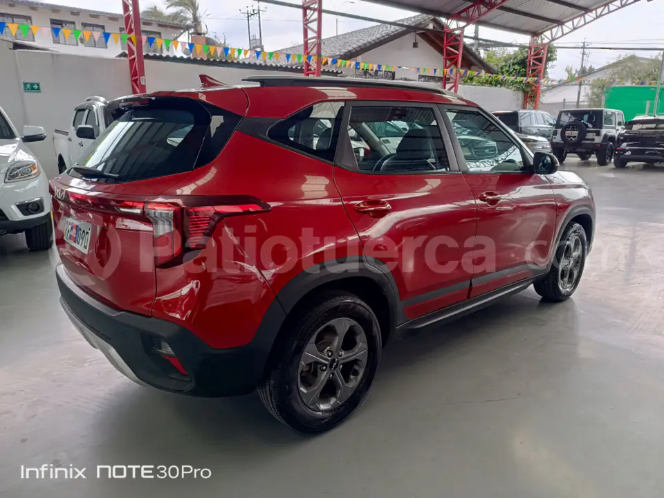 Foto 4 de Kia Seltos EX