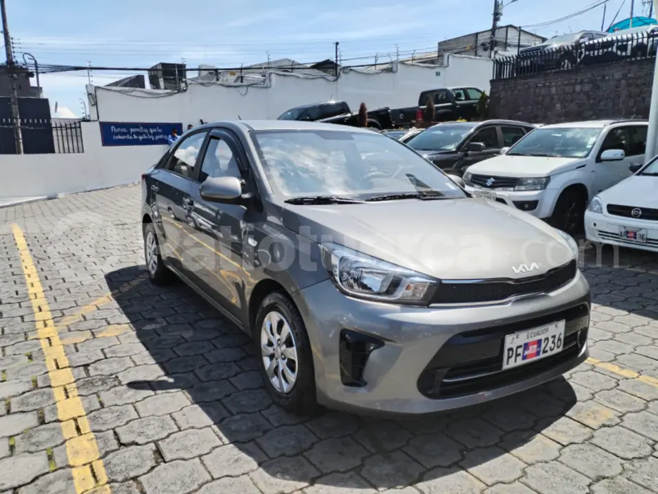 Foto 1 de Kia Soluto