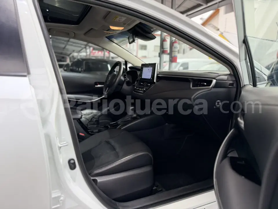 Foto 11 de Toyota COROLLA HYBRID