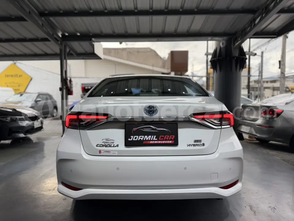 Foto 13 de Toyota COROLLA HYBRID
