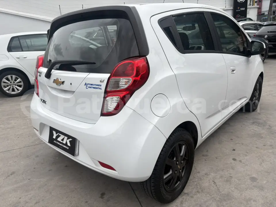 Foto 7 de Chevrolet Spark GT