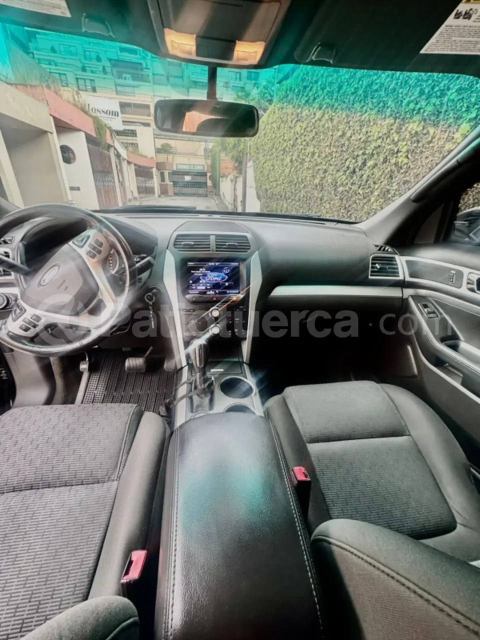 Foto 14 de Ford Explorer