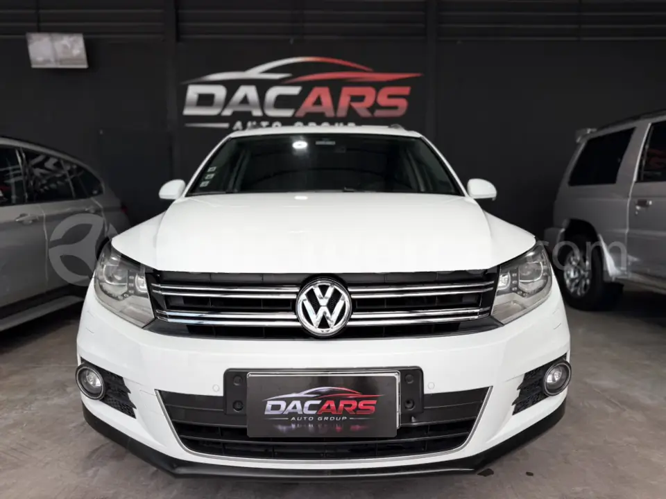 Foto 1 de Volkswagen Tiguan Sport Style
