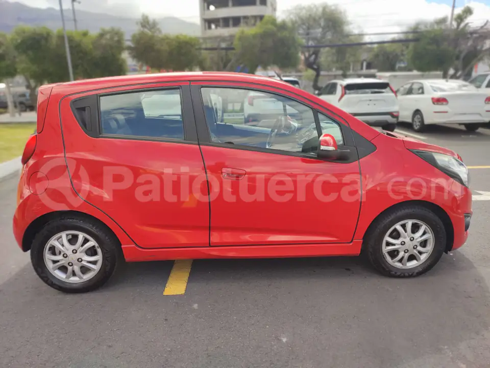 Foto 4 de Chevrolet Spark GT FULL