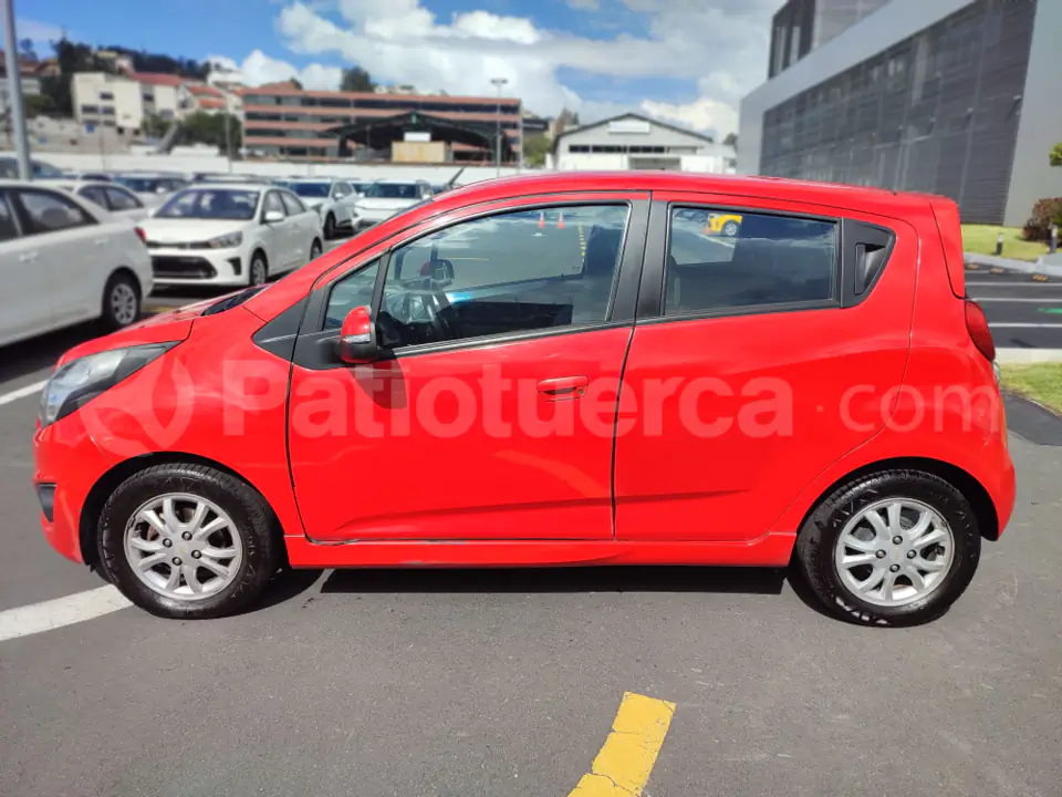 Foto 8 de Chevrolet Spark GT FULL