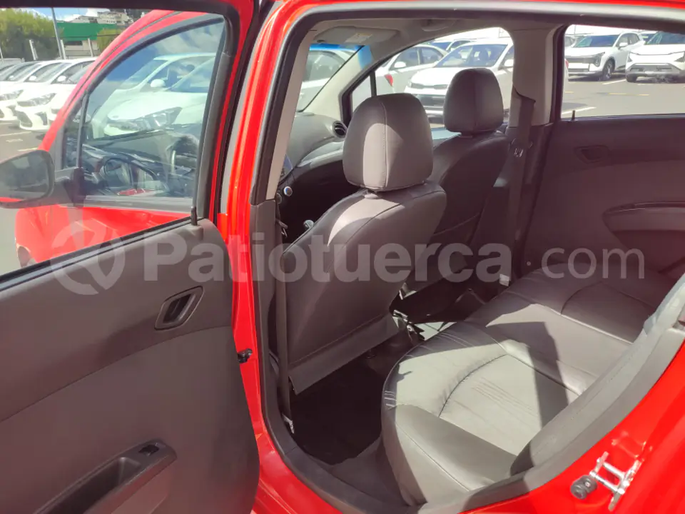 Foto 9 de Chevrolet Spark GT FULL