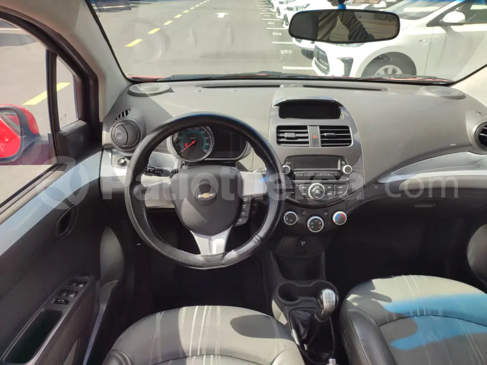 Foto 10 de Chevrolet Spark GT FULL