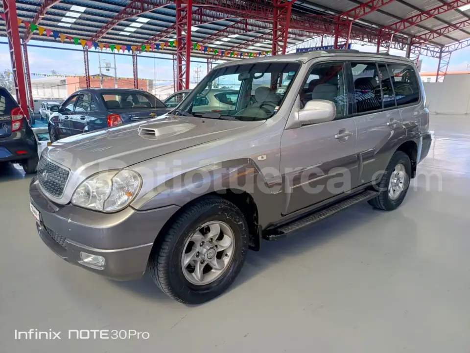 Foto 1 de Hyundai Terracan 2.5
