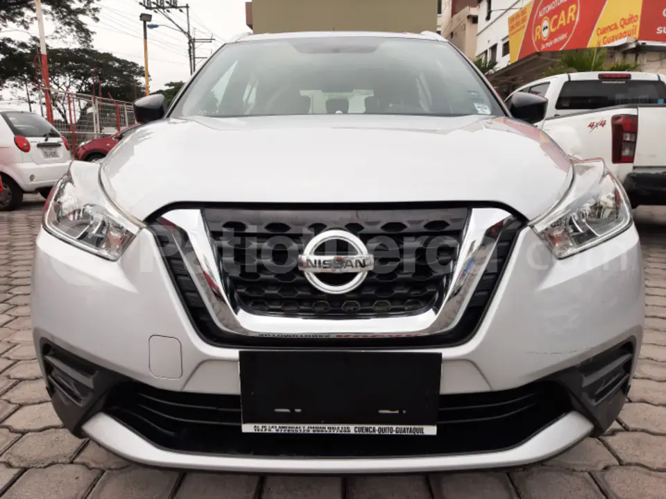 Foto 1 de Nissan Kicks
