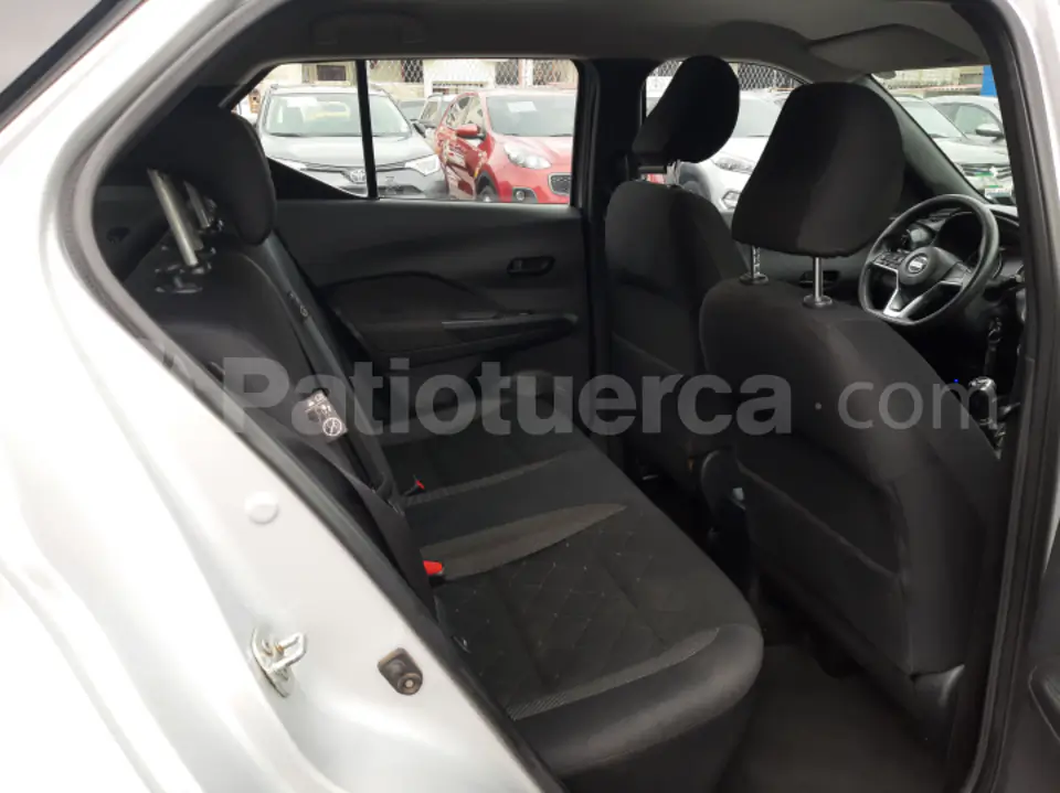 Foto 8 de Nissan Kicks