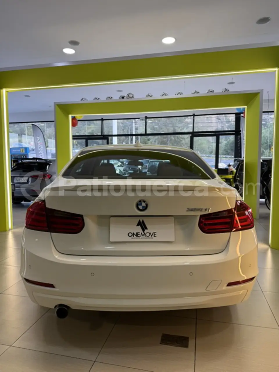 Foto 4 de BMW 320i